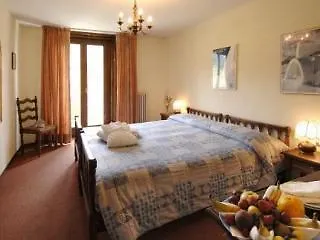Hotel Pare