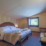 Pare Hotel 3*