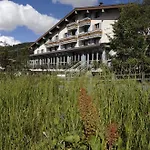 Hotel Pare