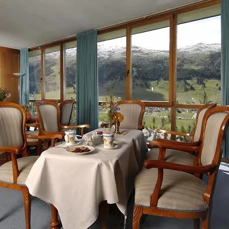 Hotel Pare 3*
